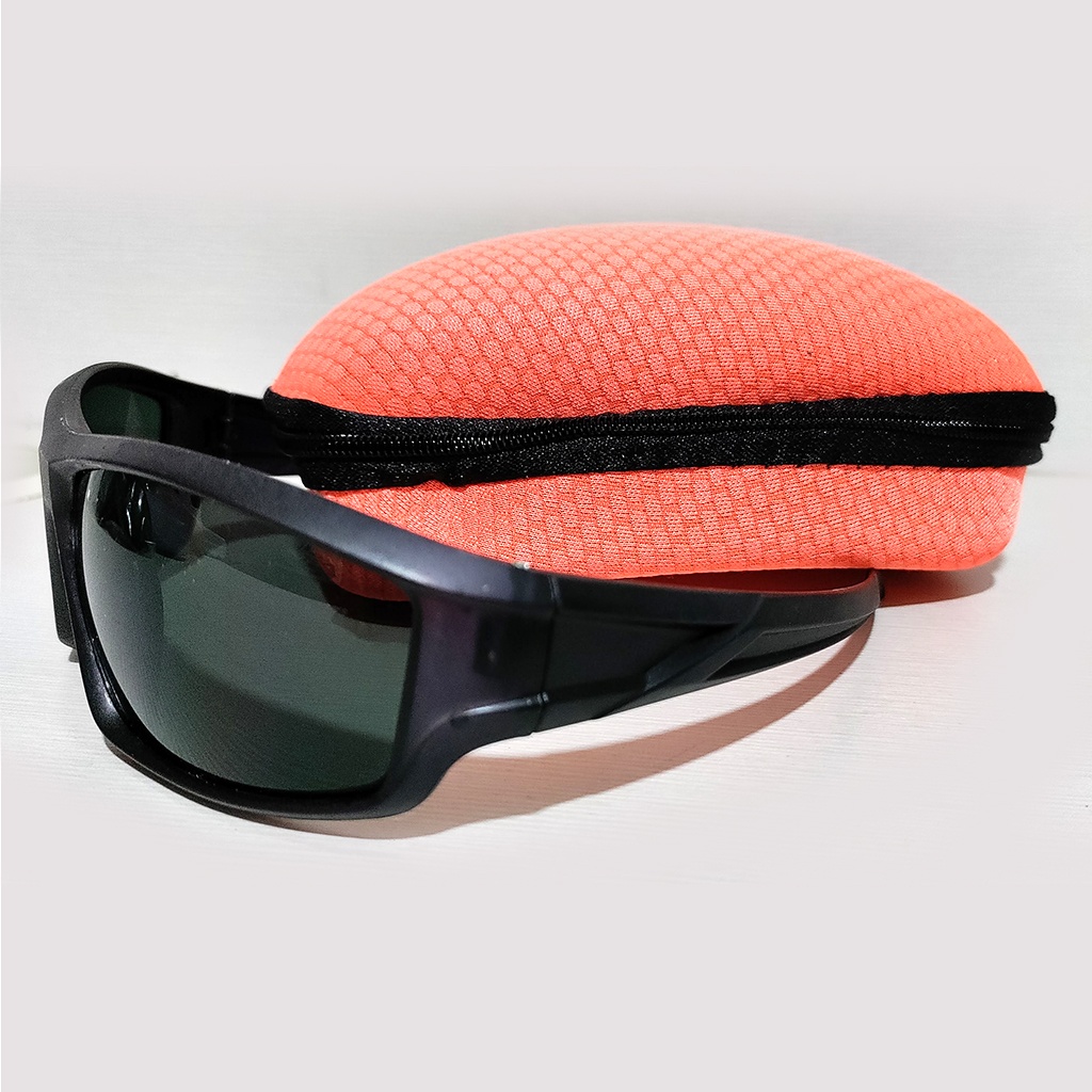 OPT-35 Sunglass Unisex Full Rim Design - Image 3